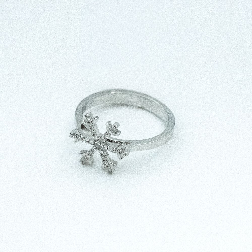 14 Ayar Kar Tanesi Taşlı Beyaz Pırlanta Yüzük