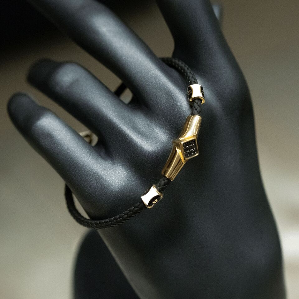 14 Ayar Mat Yüzey Erkek Altın Bileklik