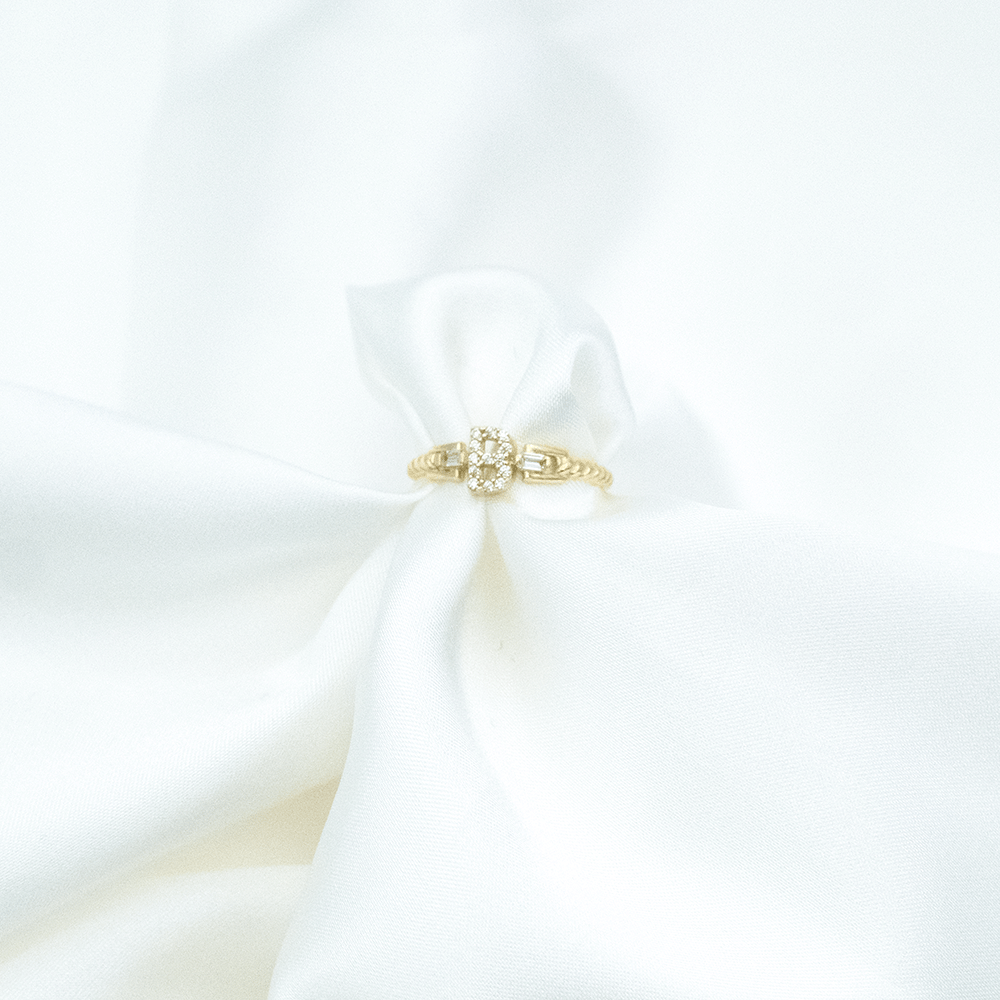 14 Ayar Taşlı B Harfli Altın Yüzük