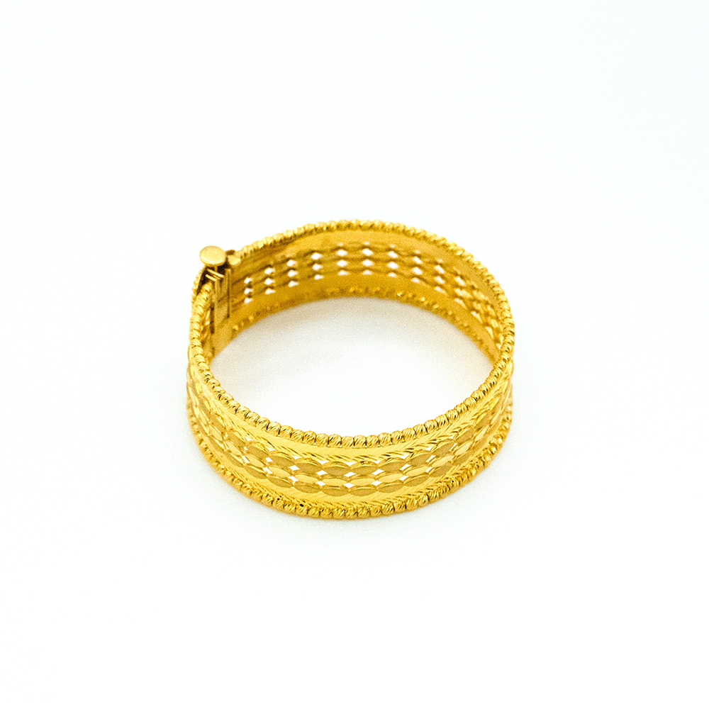 14 Ayar Gözde Güzelik Kelepçe Altın Bileklik