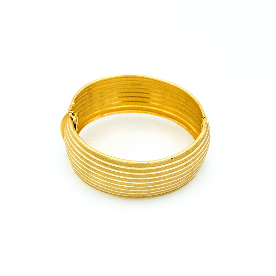 14 Ayar Zümrüt Şıklığı Kelepçe Altın Bileklik