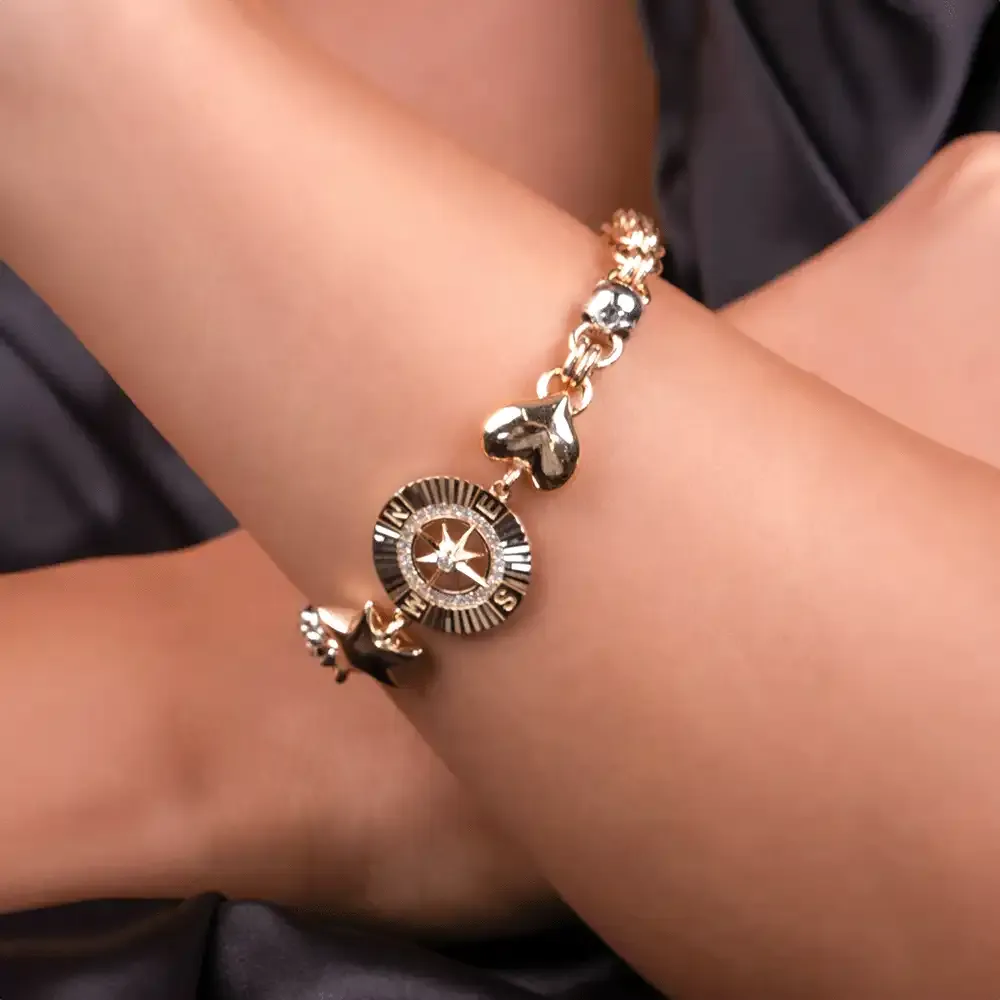 14 Ayar Pusula Desenli Yıldızlı Kalpli Altın Bileklik