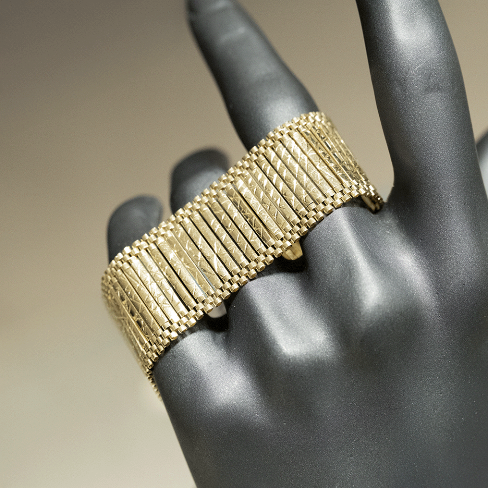 14 Ayar Derin Esinti Altın Bileklik