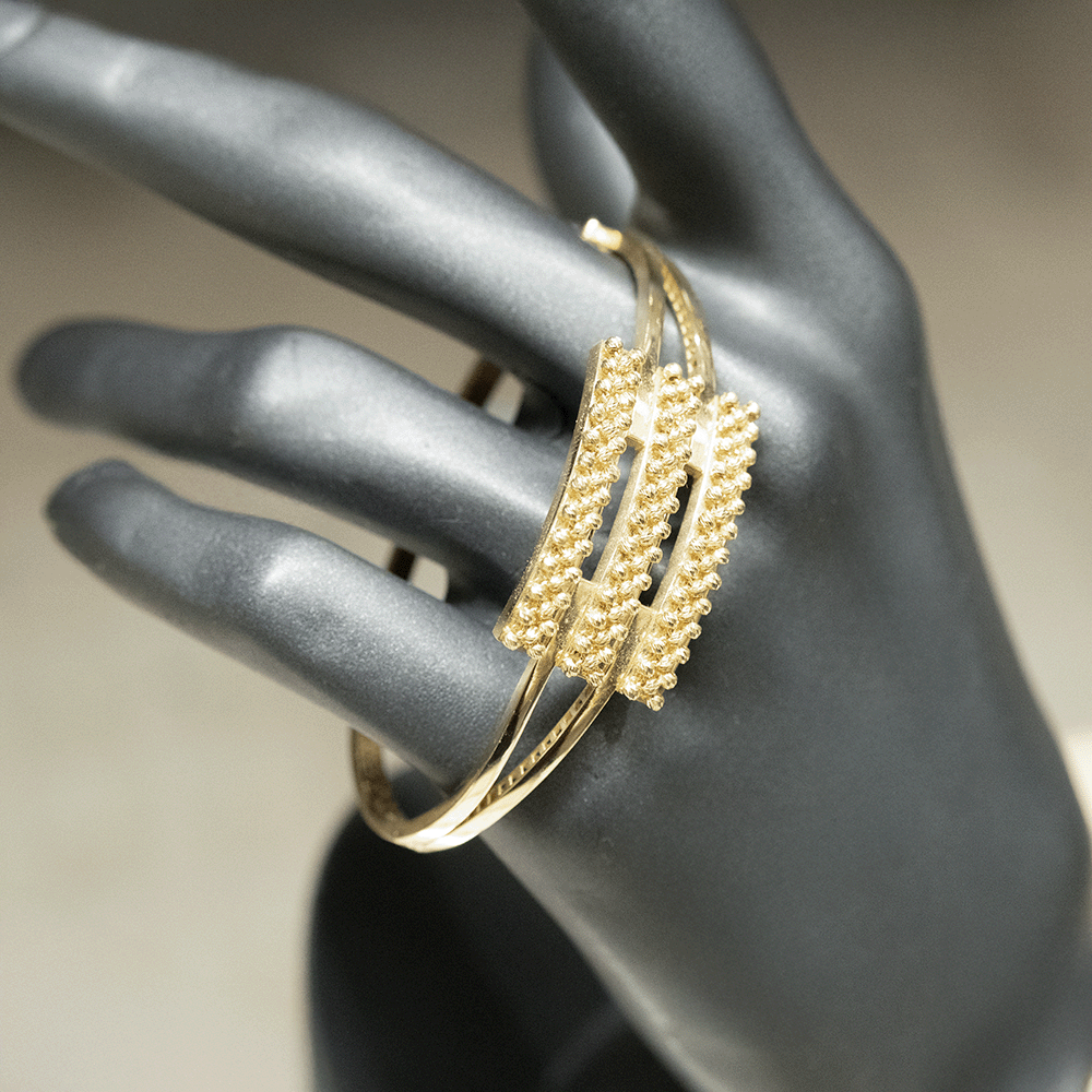 14 Ayar Gizli Zerre Altın Kelepçe Bileklik