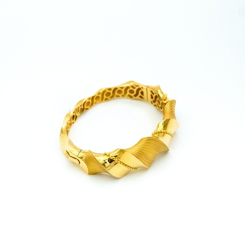 22 Ayar Sarmal Gölge Işıltısı Kelepçe Altın Bileklik