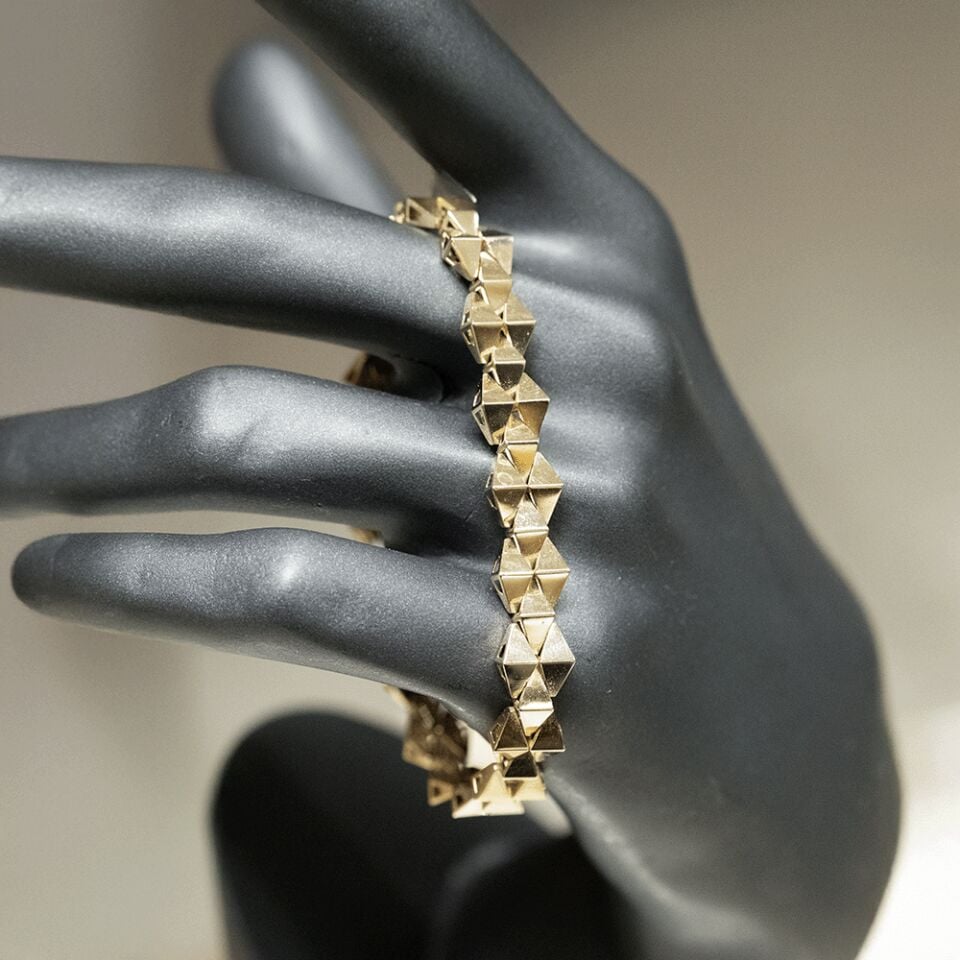 14 Ayar Kıvılcım Gölgesi Altın Bileklik