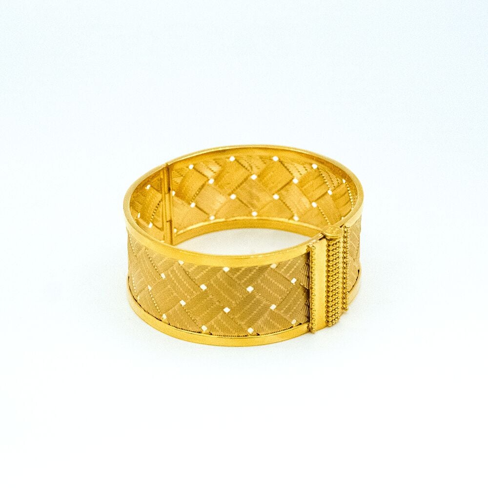 14 Ayar Hasırlı Kemer Kelepçe Altın Bileklik