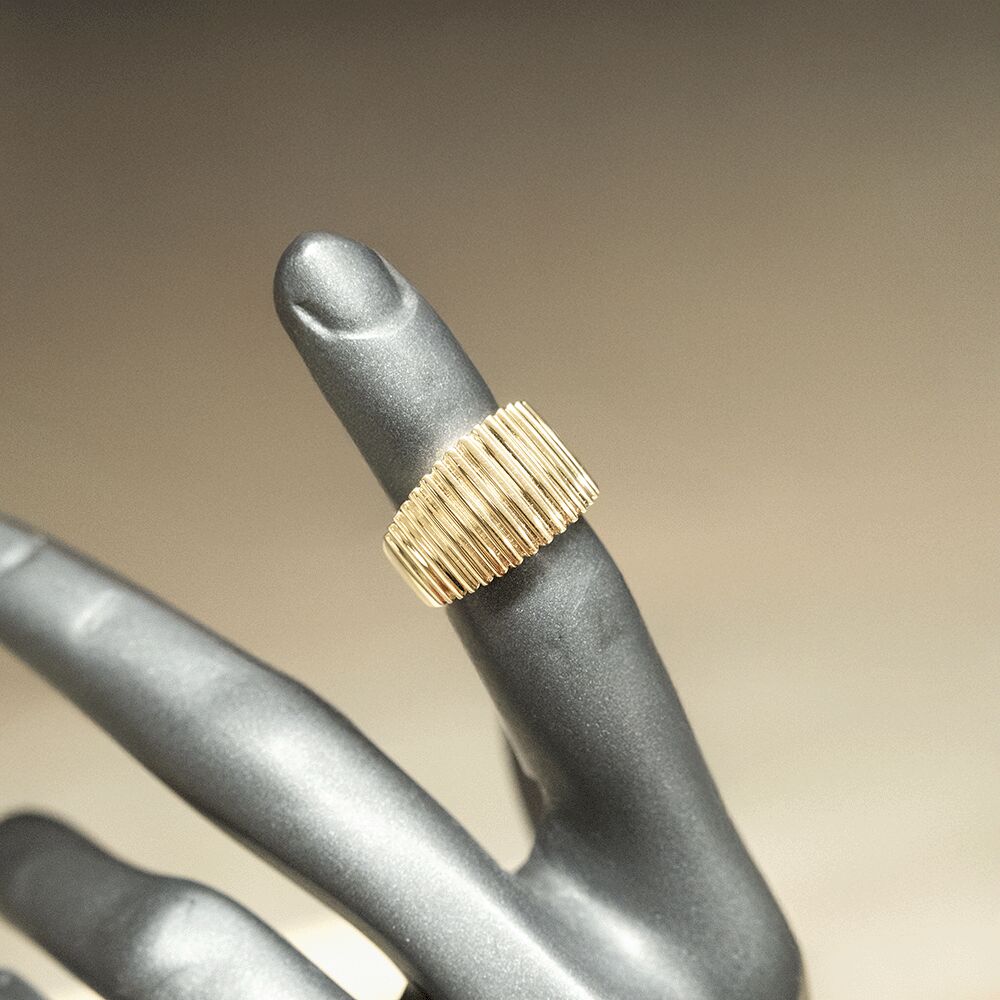 14 Ayar Sıralı Detaylı Altın Yüzük