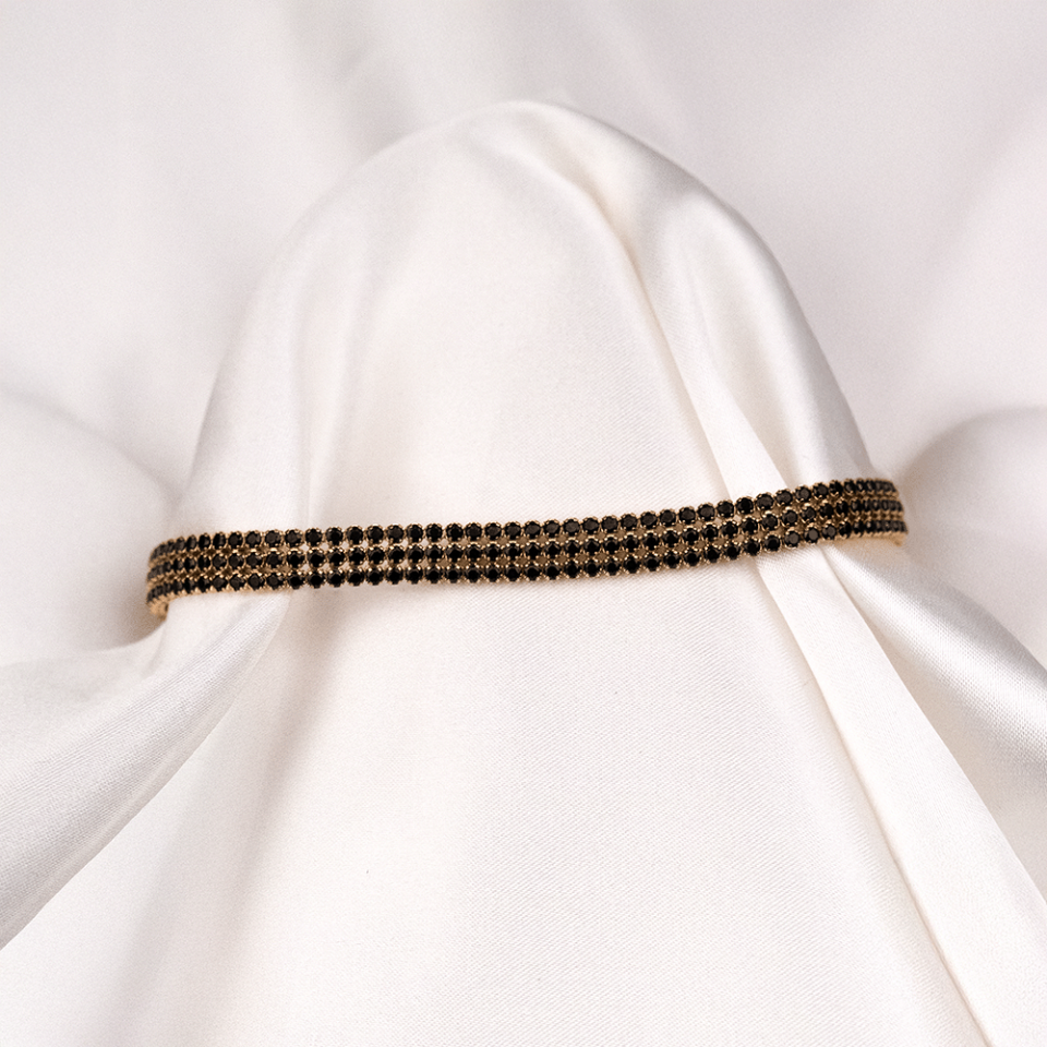 14 Ayar Üç Sıra Siyah Detaylı Altın Bileklik