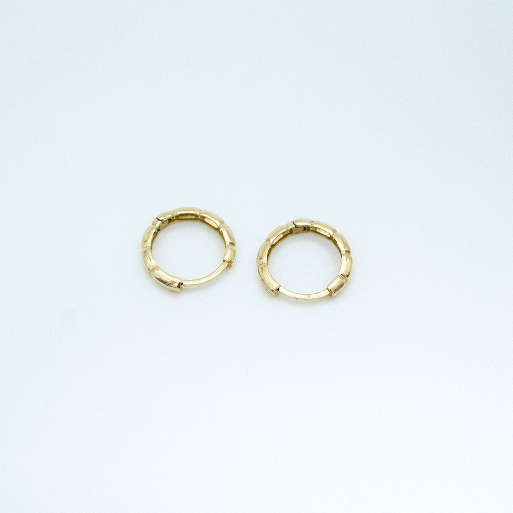 14 Ayar Çıkıntılı Detaylı Altın Küpe