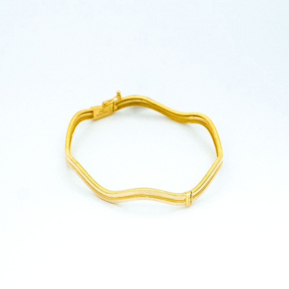14 Ayar Zikzak Detaylı Kelepçe Altın Bileklik