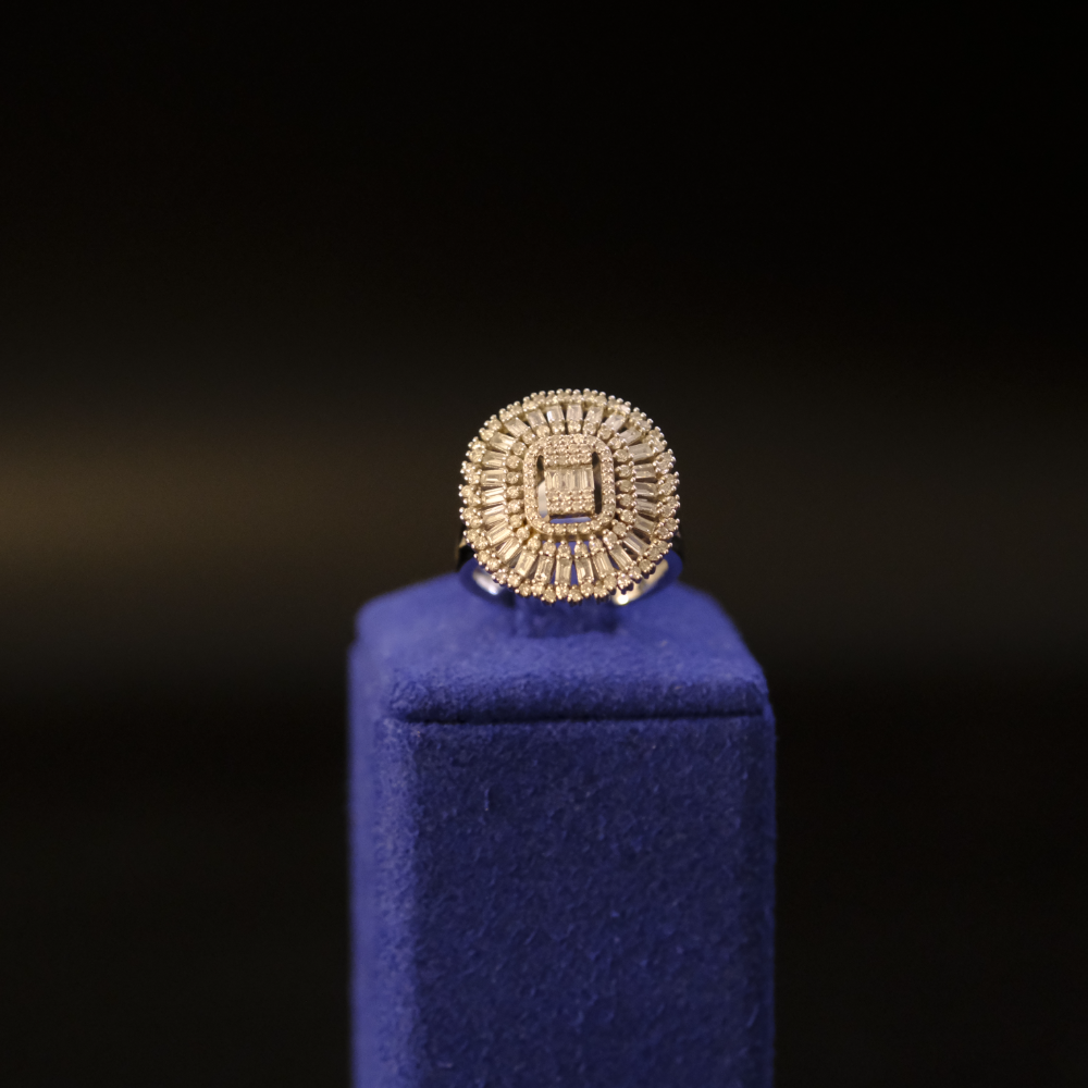 14 Ayar Oval Baget Taşlı Güneş Model Pırlanta Yüzük