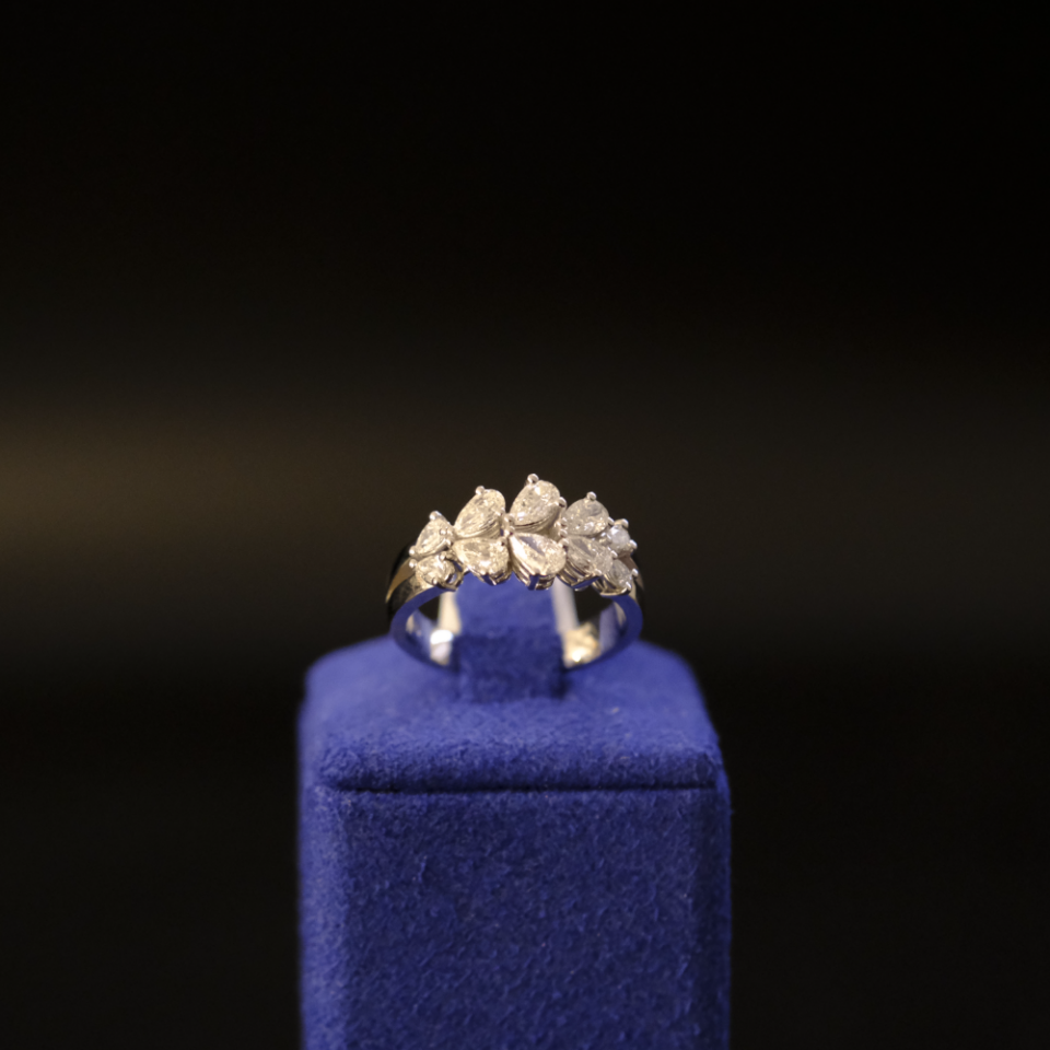 14 Ayar Dikey Markiz Dizilimli Geometrik Model Pırlanta Yüzük