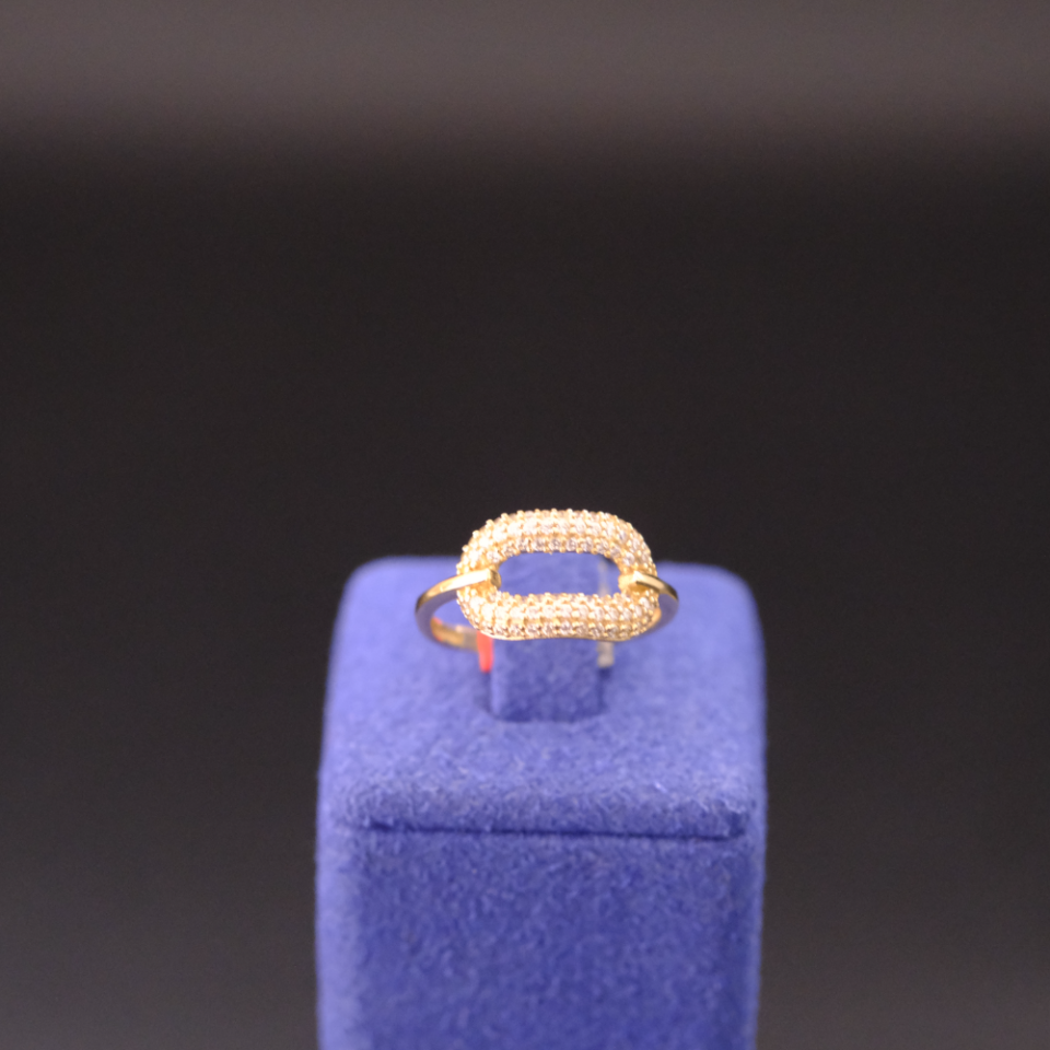 14 Ayar Zirkon Taşlı İçi Boş Oval Tasarım Altın Yüzük