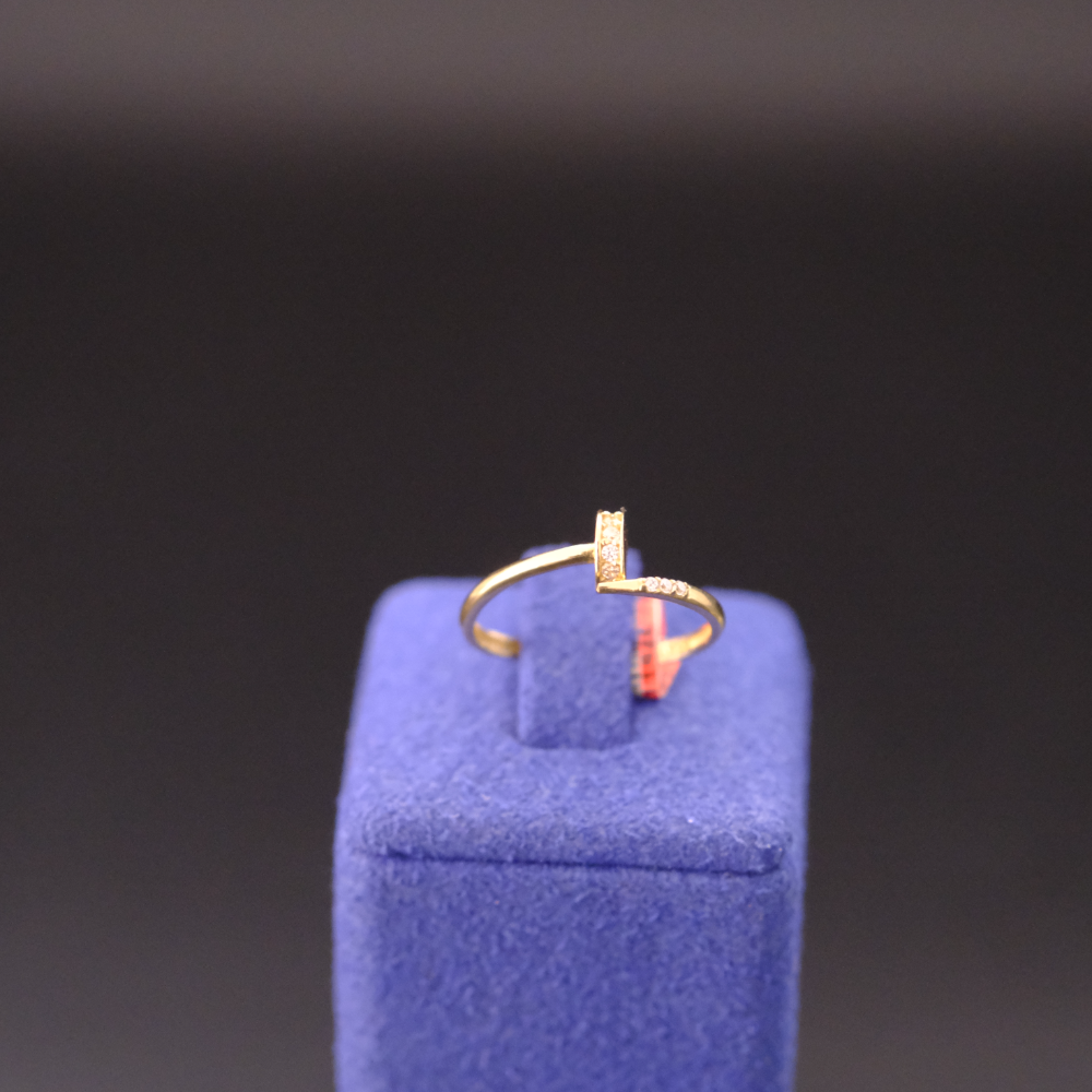 14 Ayar Modern ''T'' Tasarım Minimalist Altın Yüzük