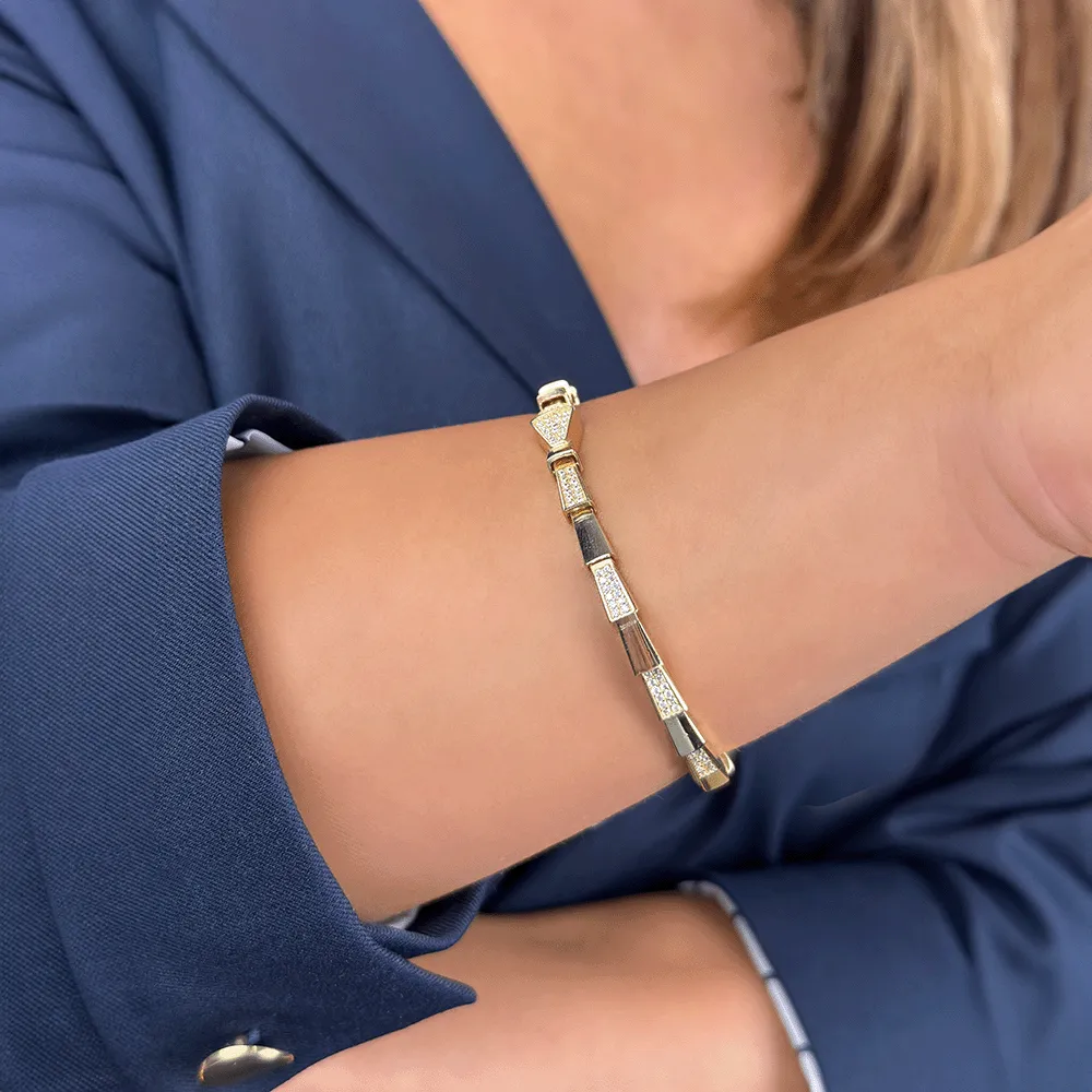 14 Ayar Beyaz Taşlı Detaylı Merdiven Altın Bileklik