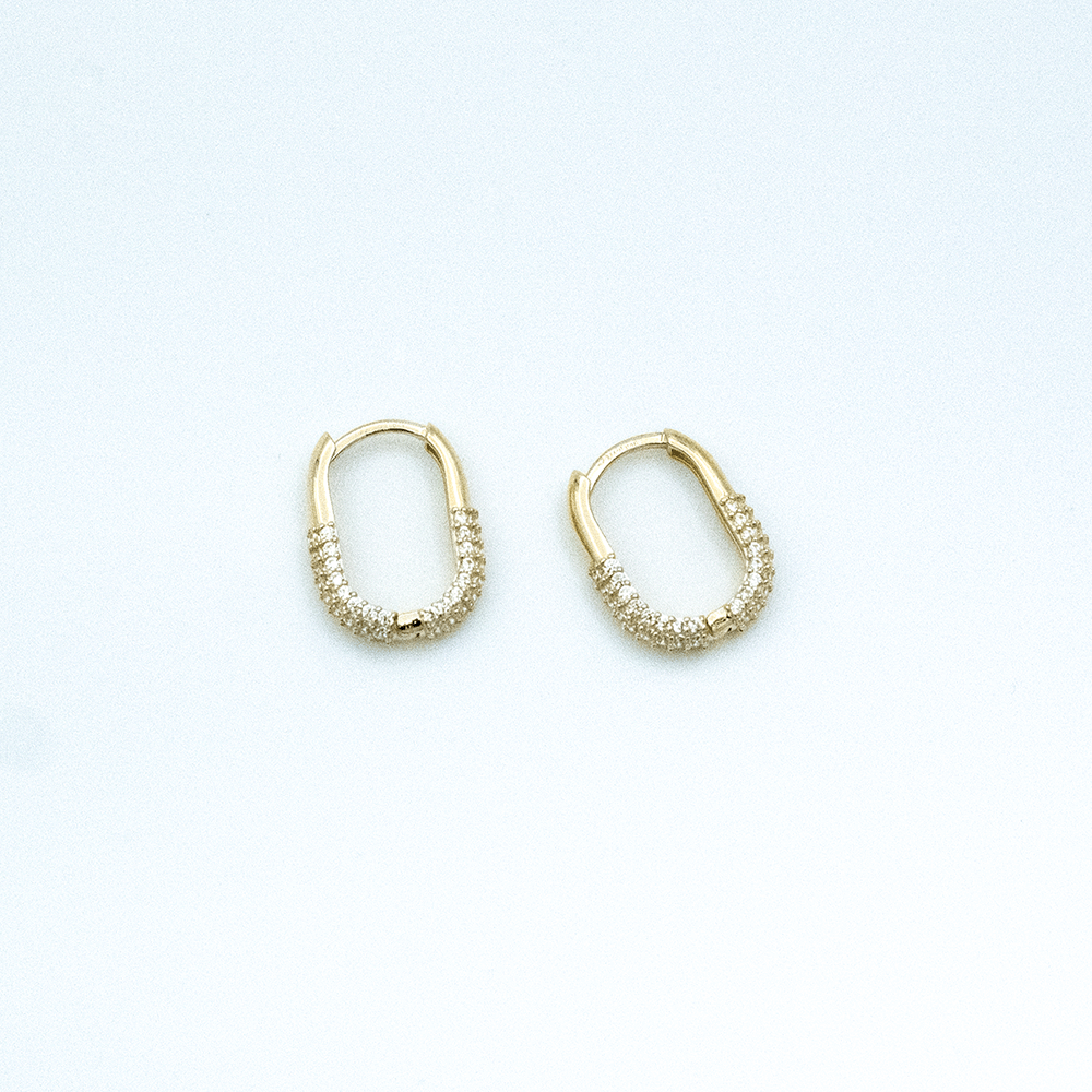 14 Ayar Taşlı Detaylı Altın Küpe