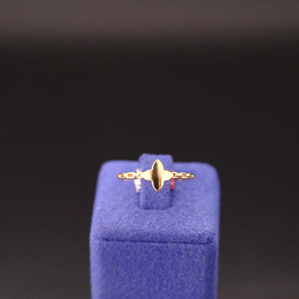 14 Ayar Hacimli Yonca Altın Yüzük