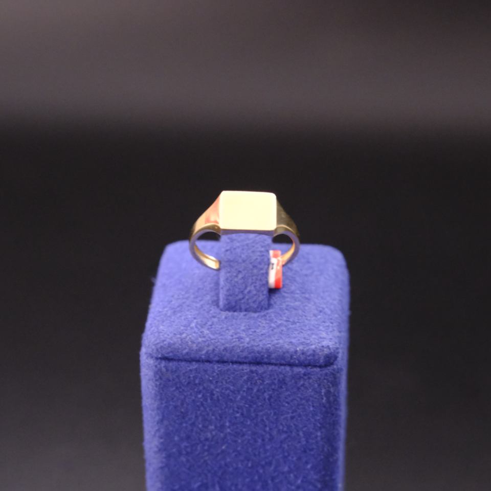 14 Ayar Kare Formlu Altın Yüzük