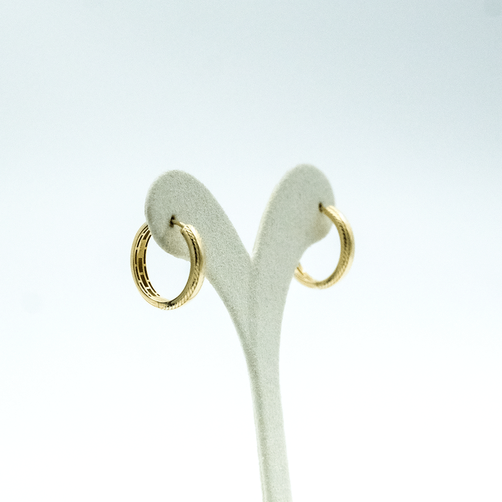 14 Ayar Desenli Sıralı Altın Küpe