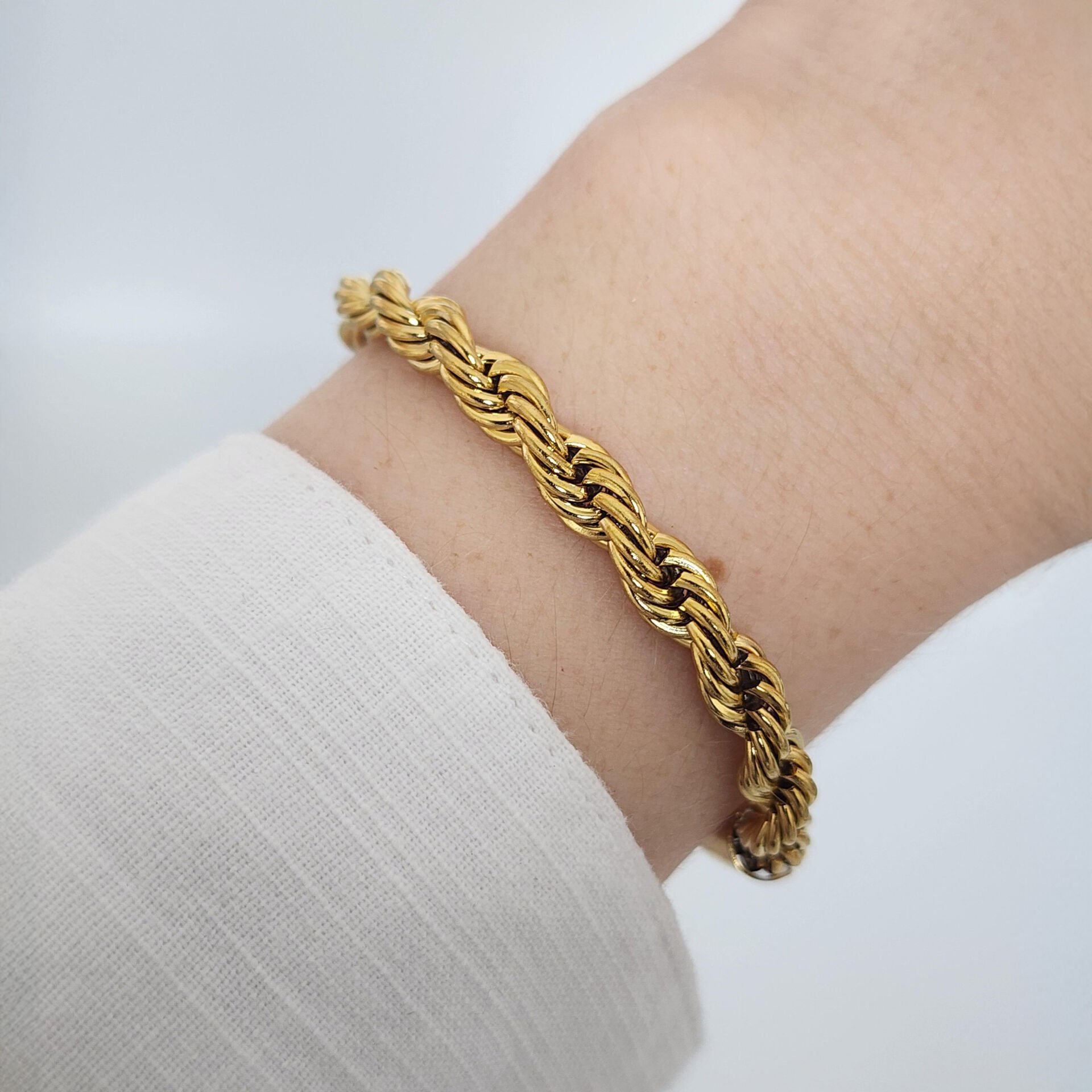 14 Ayar Burgu Model Kalın Altın Zincir Bileklik