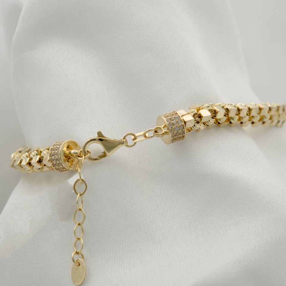 14 Ayar Kare Detaylı Sıra Altın Bileklik