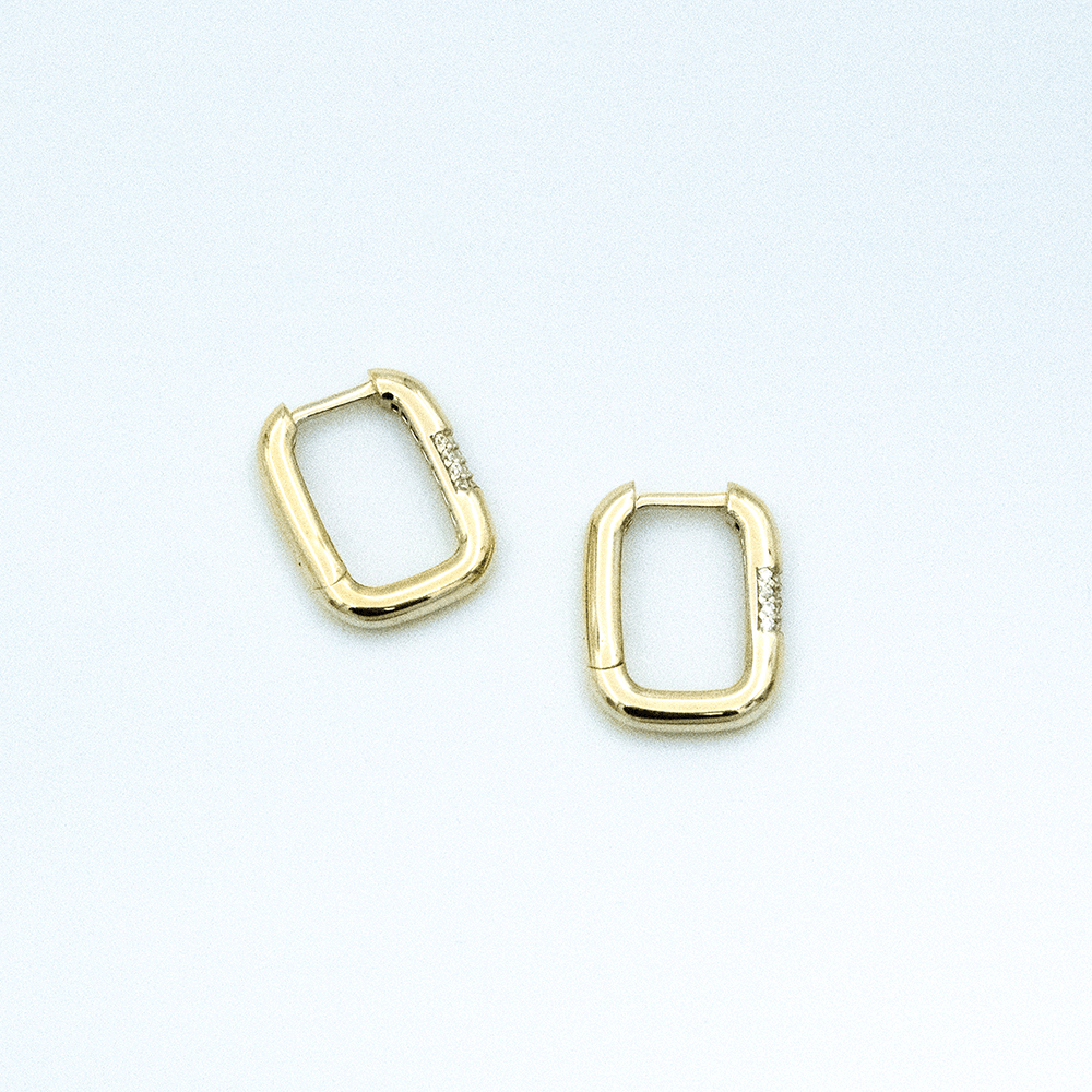 14 Ayar Sade Yuvarlatılmış Kare Altın Küpe