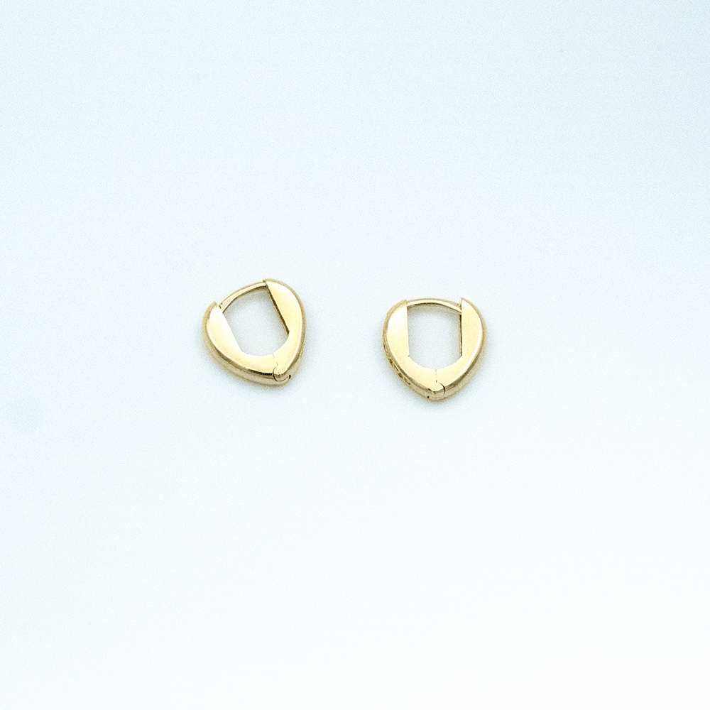 14 Ayar Minik Detaylı Altın Küpe