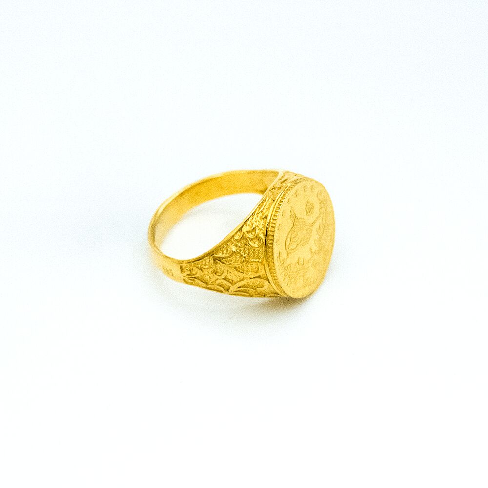 14 Ayar Modern İşlemeli Altın Yüzük