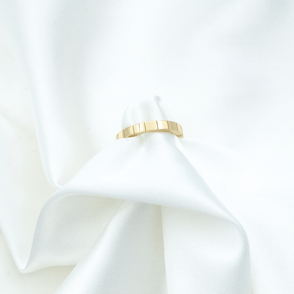 14 Ayar Kare Kesim Sıralı Altın Yüzük