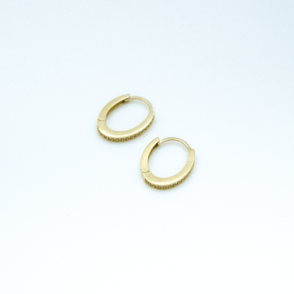 14 Ayar Taşlı Oval Altın Küpe