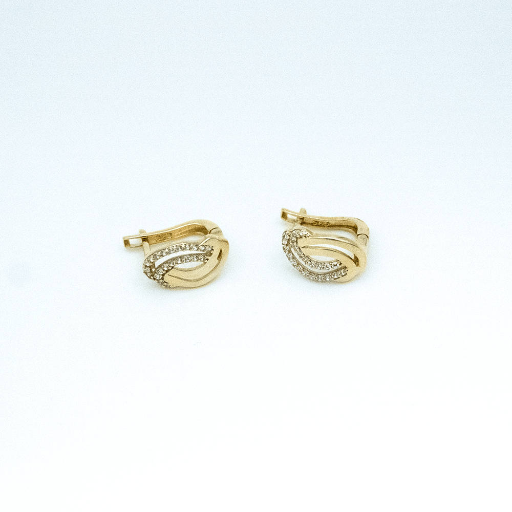 14 Ayar Yarısı Taşlı Detaylı Altın Küpe