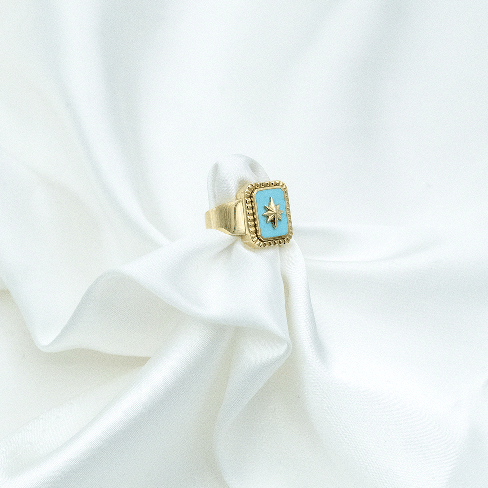 14 Ayar Mavi Renk Detaylı Altın Yüzük