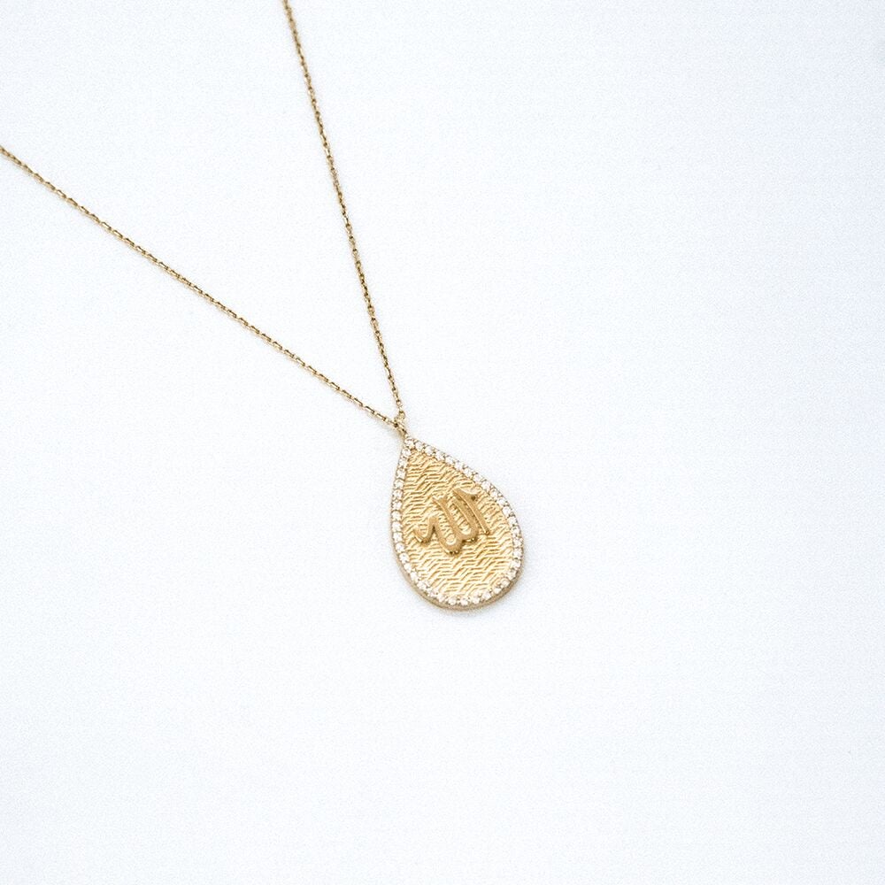 14 Ayar Allah Yazılı Dokulu Çerçeve Altın Kolye