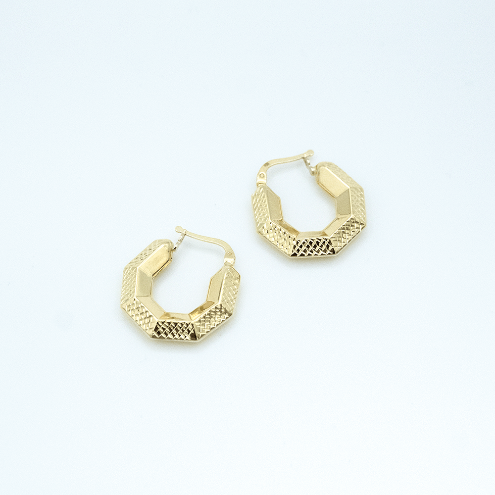 14 Ayar Piramit Desenli Köşeli Altın Küpe