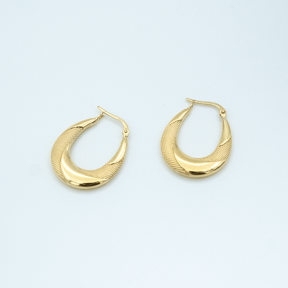 14 Ayar Nokta Desenli Parıltılı Altın Küpe