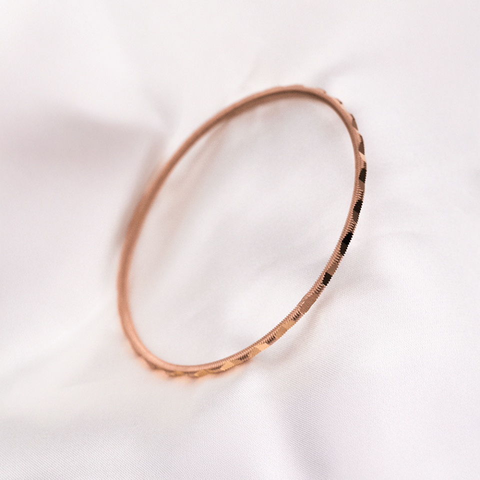 22 Ayar Oval Desenli Çizgili Ajda Rose Altın Bilezik