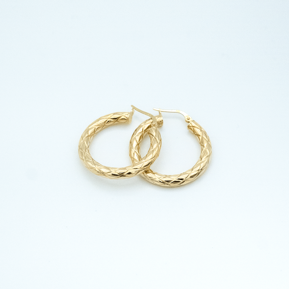 14 Ayar Baklava Kesim Desenli Daire Altın Küpe