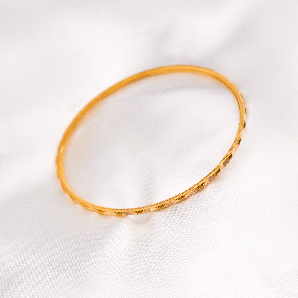 22 Ayar Oval Desenli Çizgili Ajda Gold Altın Bilezik 30 Gr 5.4 ⌀