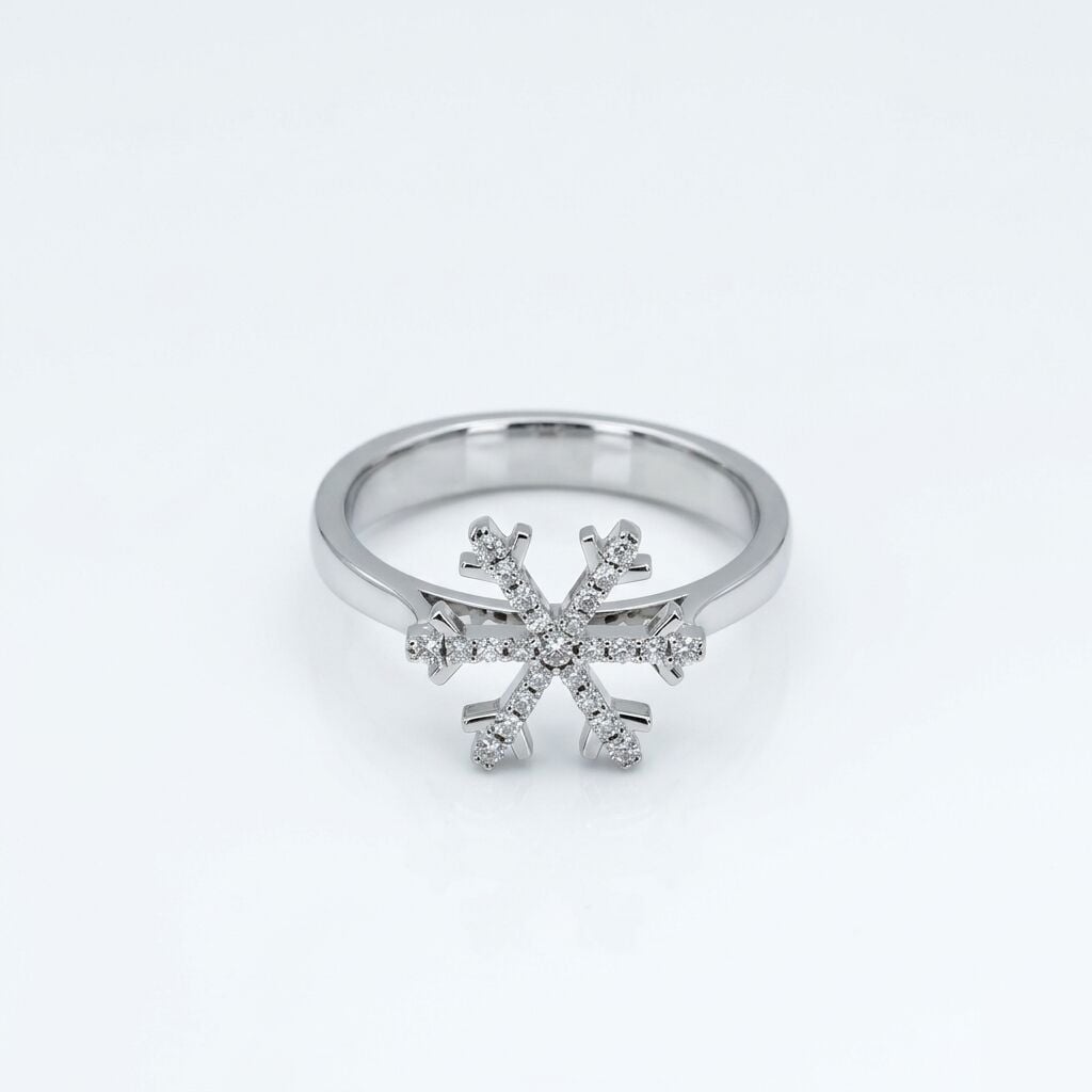 14 Ayar Kar Tanesi Taşlı Beyaz Pırlanta Yüzük