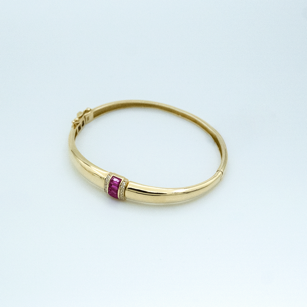 14 Ayar Mor Taşlı Kelepçe Altın Bileklik