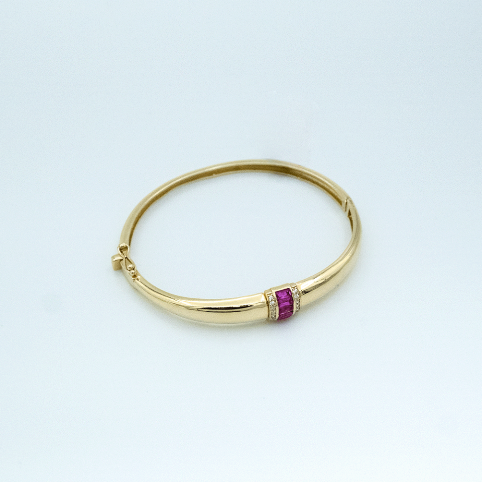 14 Ayar Mor Taşlı Kelepçe Altın Bileklik