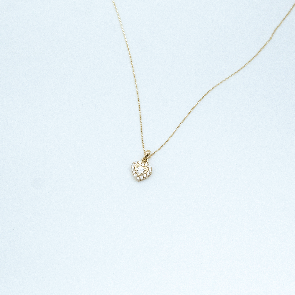 14 Ayar Taşlı Kalp Detaylı Altın Kolye