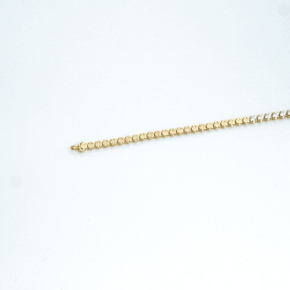 14 Ayar Taşlı ve İşlemeli Altın Bileklik