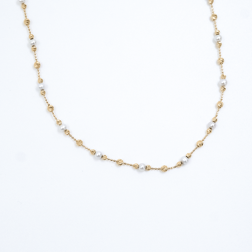 14 Ayar Beyaz Top Detaylı Altın Kolye