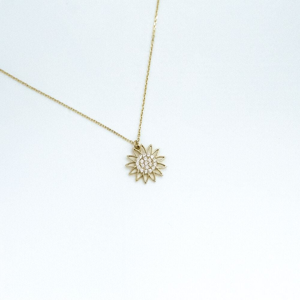 14 Ayar Taşlı Papatya Altın Kolye