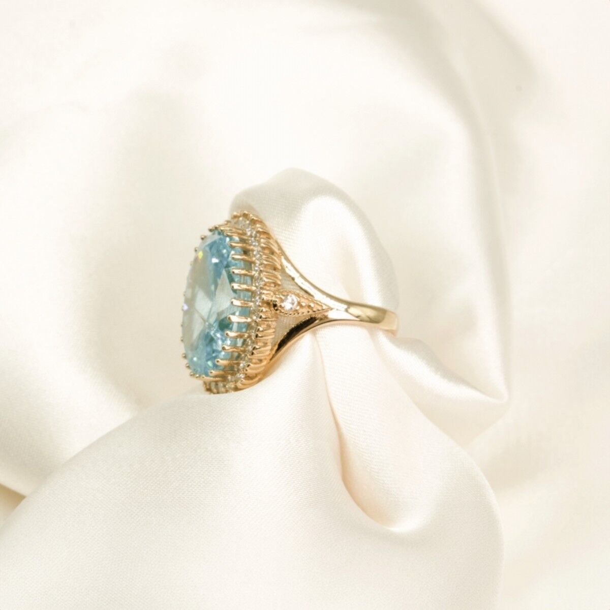 14 Ayar Mavi Taşlı Set Yüzüğü