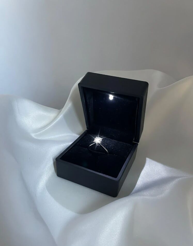 Işıklı Yüzük Kutusu