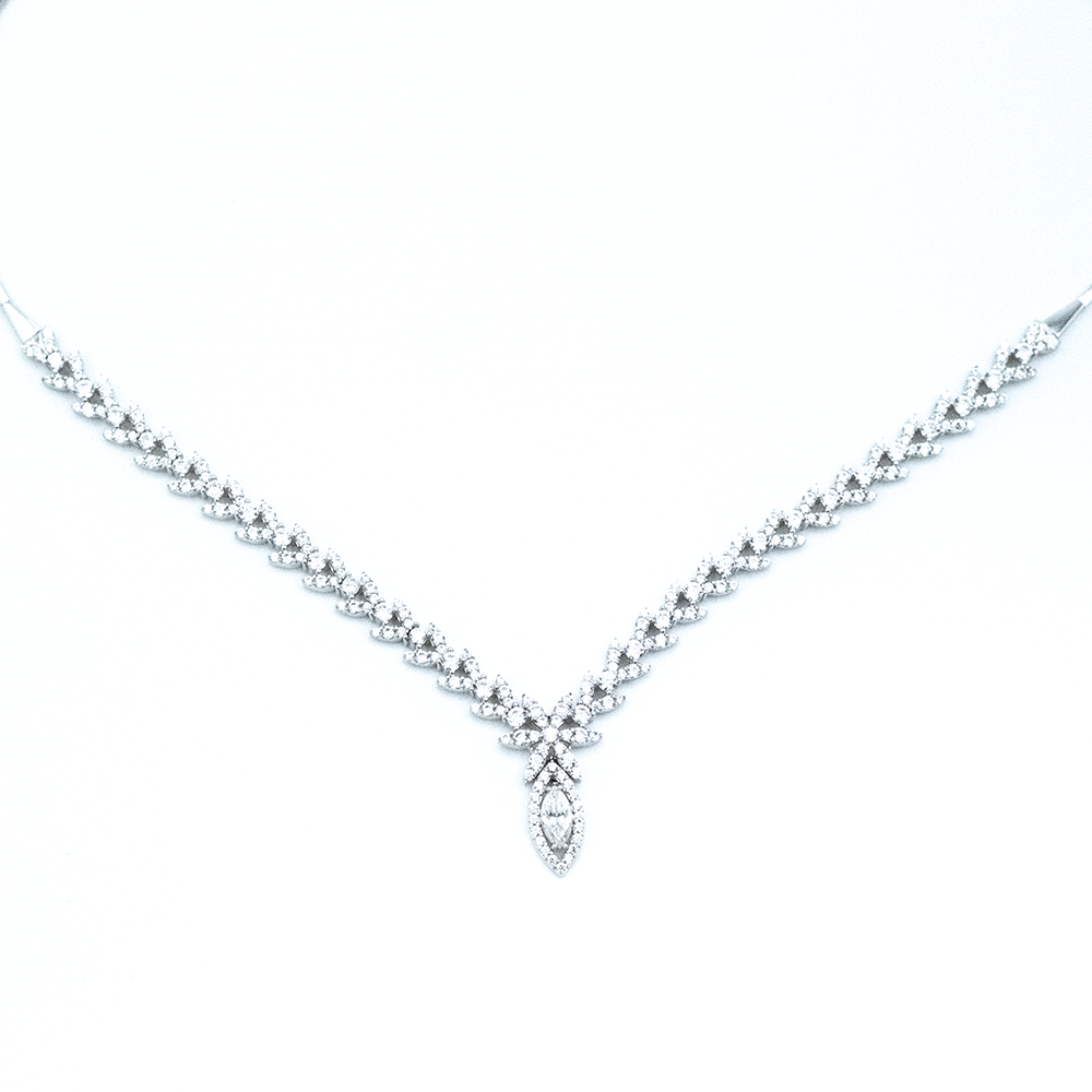 14 Ayar Çiçek Kesim Beyaz Altın Gerdanlık