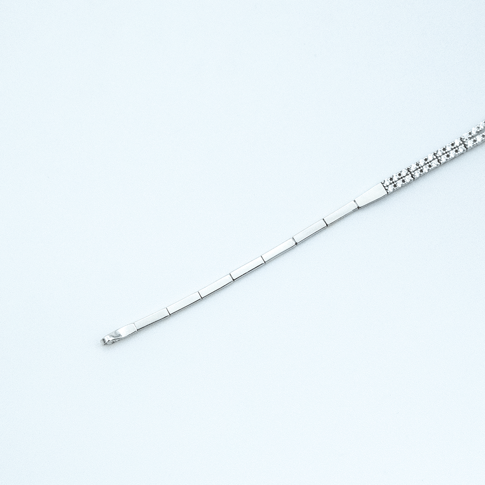 14 Ayar Yuvarlak Taşlı Beyaz Altın Bileklik